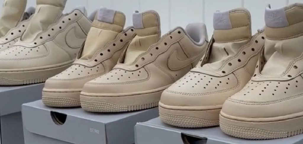 How to Dye White Shoes